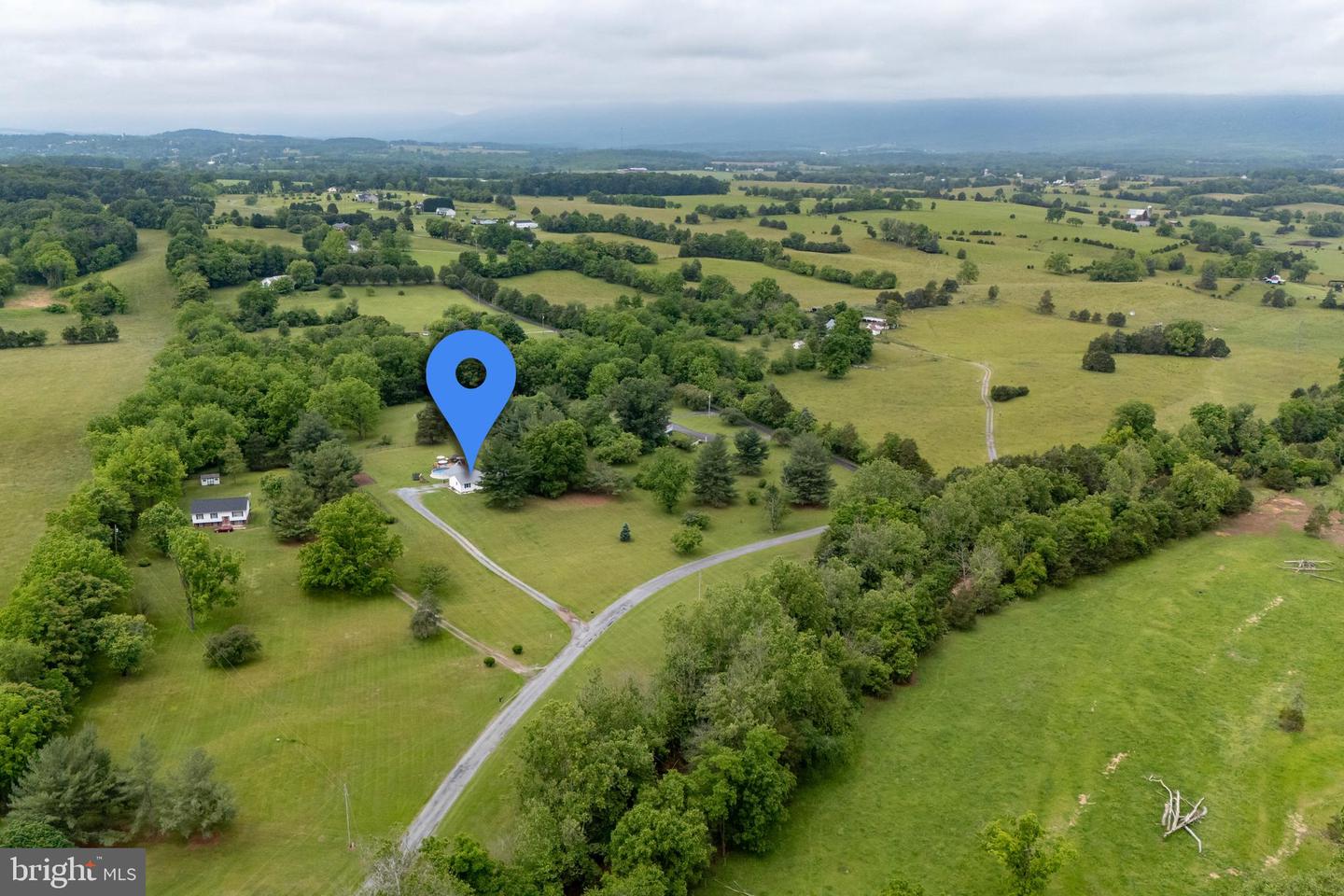 235 PARKVIEW ESTATES RD, LURAY, Virginia 22835, 3 Bedrooms Bedrooms, ,2 BathroomsBathrooms,Residential,For sale,235 PARKVIEW ESTATES RD,VAPA2004956 MLS # VAPA2004956
