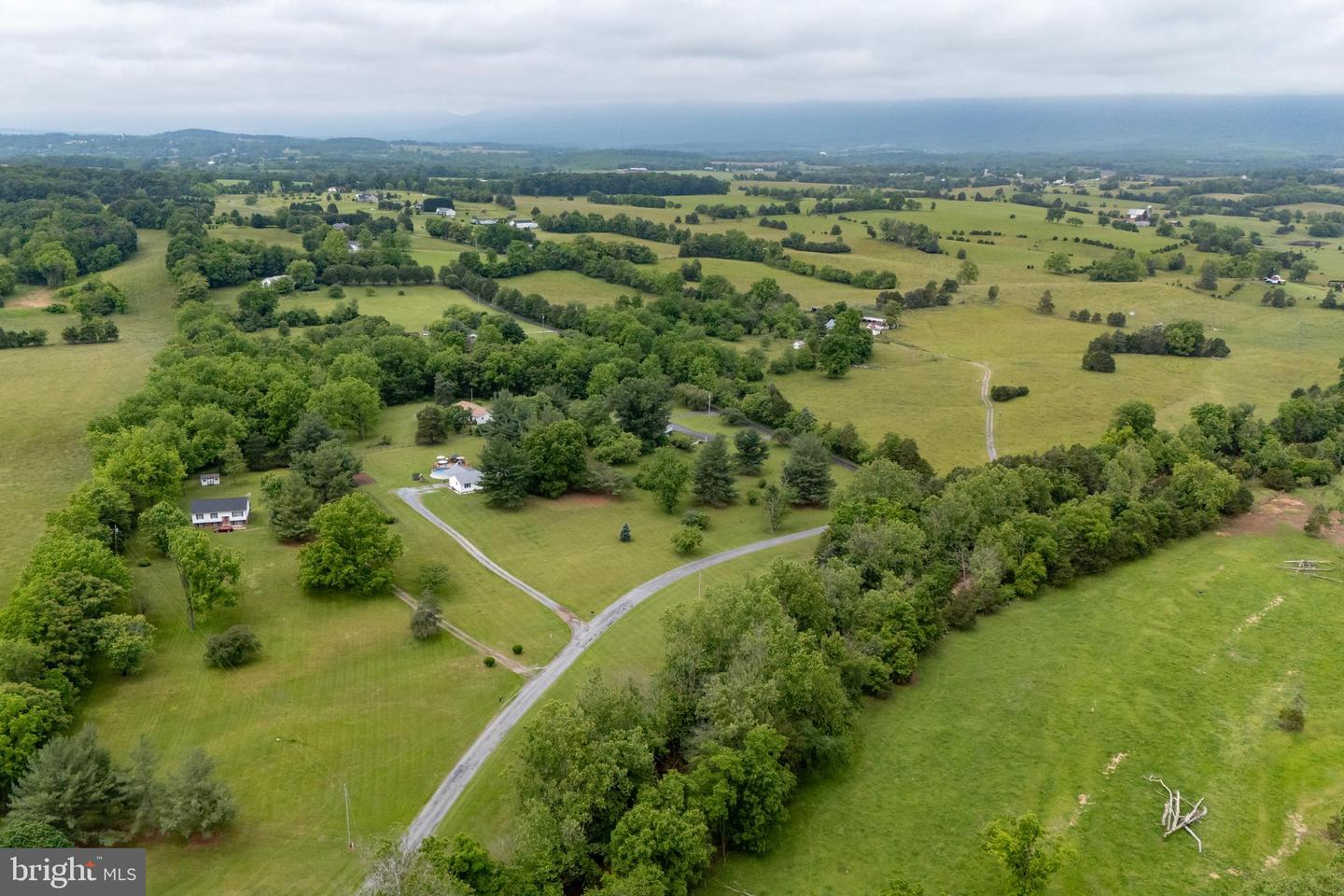 235 PARKVIEW ESTATES RD, LURAY, Virginia 22835, 3 Bedrooms Bedrooms, ,2 BathroomsBathrooms,Residential,For sale,235 PARKVIEW ESTATES RD,VAPA2004956 MLS # VAPA2004956