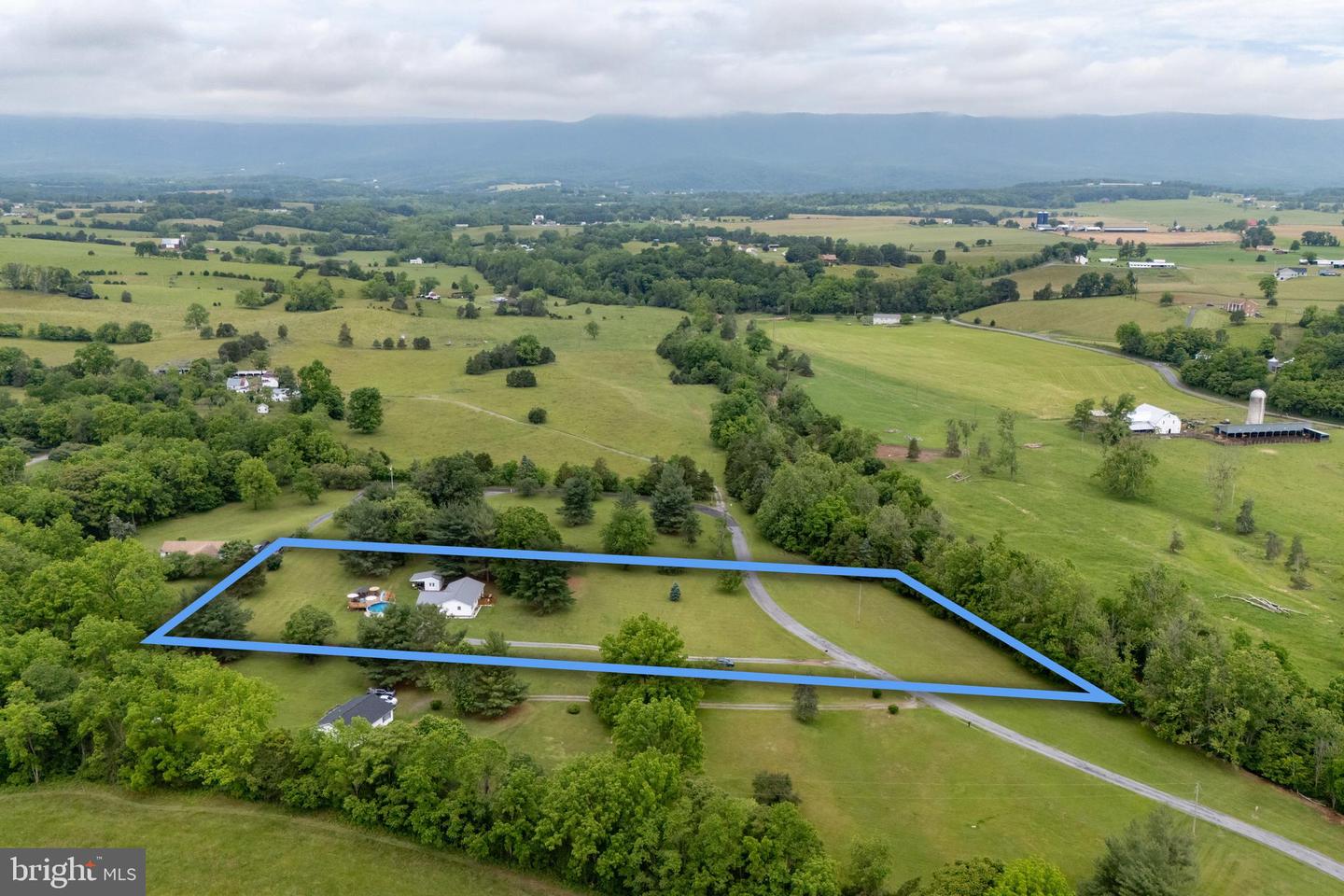 235 PARKVIEW ESTATES RD, LURAY, Virginia 22835, 3 Bedrooms Bedrooms, ,2 BathroomsBathrooms,Residential,For sale,235 PARKVIEW ESTATES RD,VAPA2004956 MLS # VAPA2004956