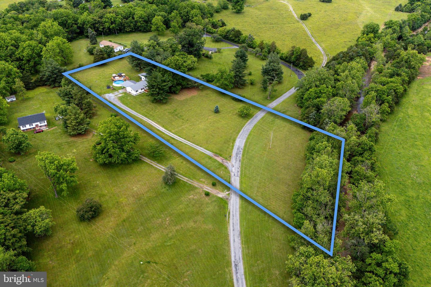 235 PARKVIEW ESTATES RD, LURAY, Virginia 22835, 3 Bedrooms Bedrooms, ,2 BathroomsBathrooms,Residential,For sale,235 PARKVIEW ESTATES RD,VAPA2004956 MLS # VAPA2004956