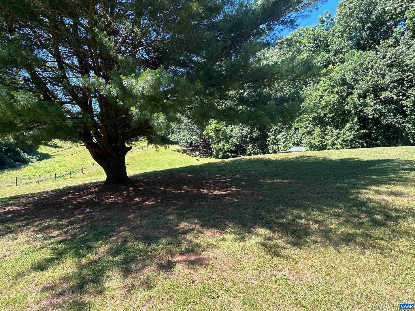 5205 WEST HOOVER RD, REVA, Virginia 22735, 4 Bedrooms Bedrooms, ,4 BathroomsBathrooms,Residential,For sale,5205 WEST HOOVER RD,664961 MLS # 664961
