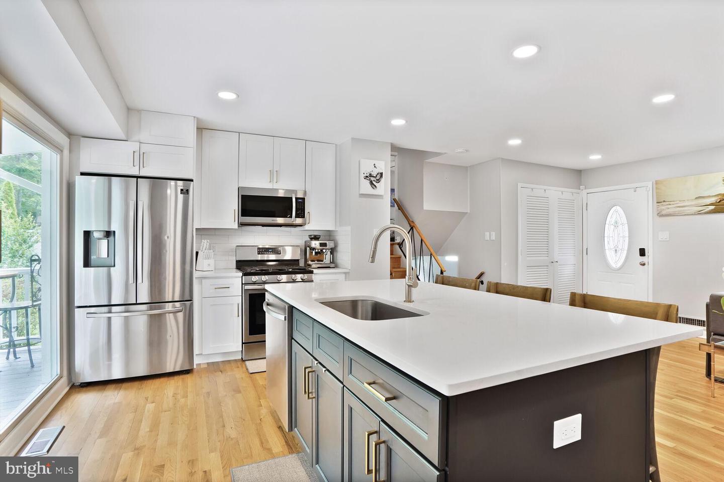 11106 BYRD DR, FAIRFAX, Virginia 22030, 4 Bedrooms Bedrooms, ,2 BathroomsBathrooms,Residential,For sale,11106 BYRD DR,VAFX2243436 MLS # VAFX2243436
