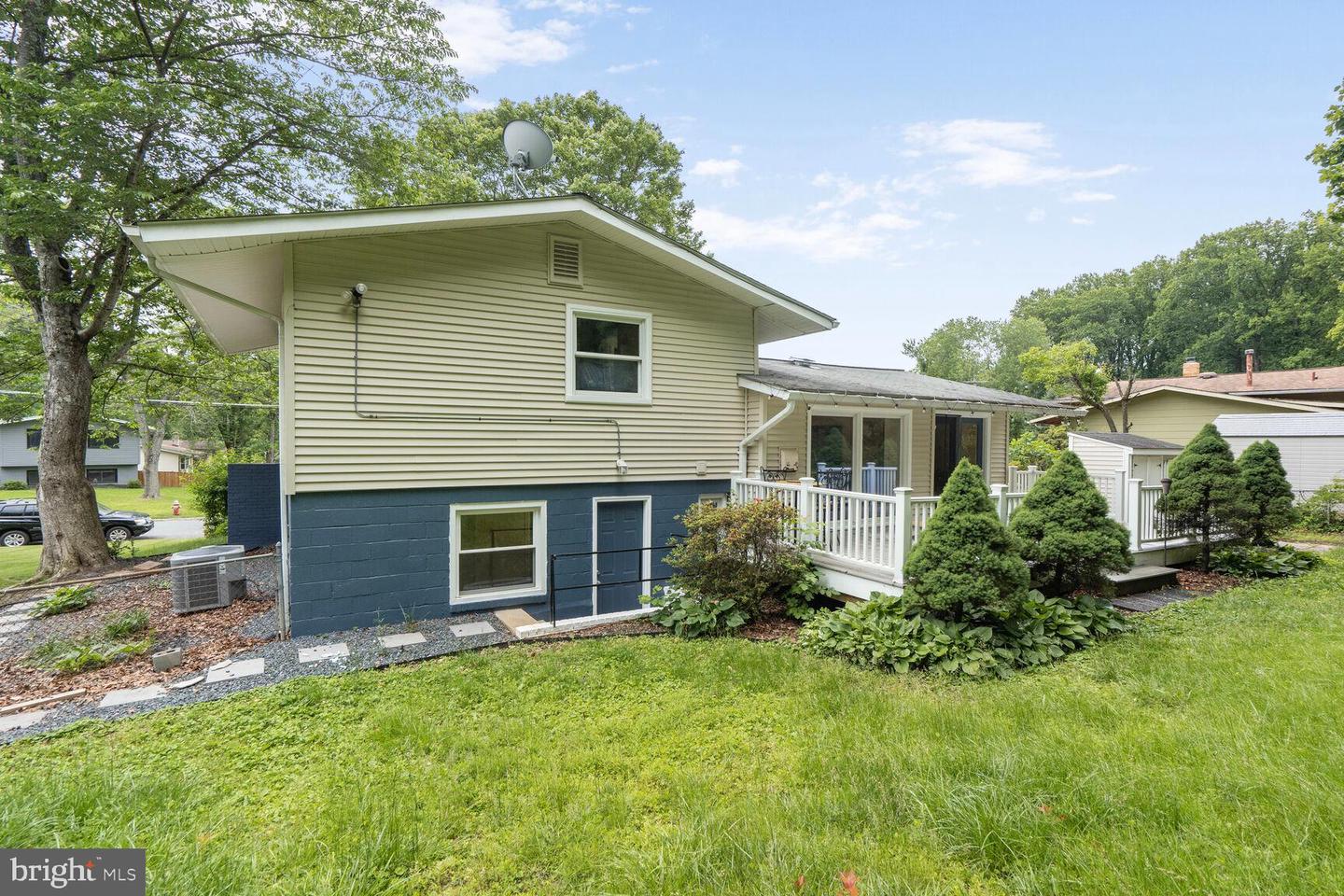 11106 BYRD DR, FAIRFAX, Virginia 22030, 4 Bedrooms Bedrooms, ,2 BathroomsBathrooms,Residential,For sale,11106 BYRD DR,VAFX2243436 MLS # VAFX2243436