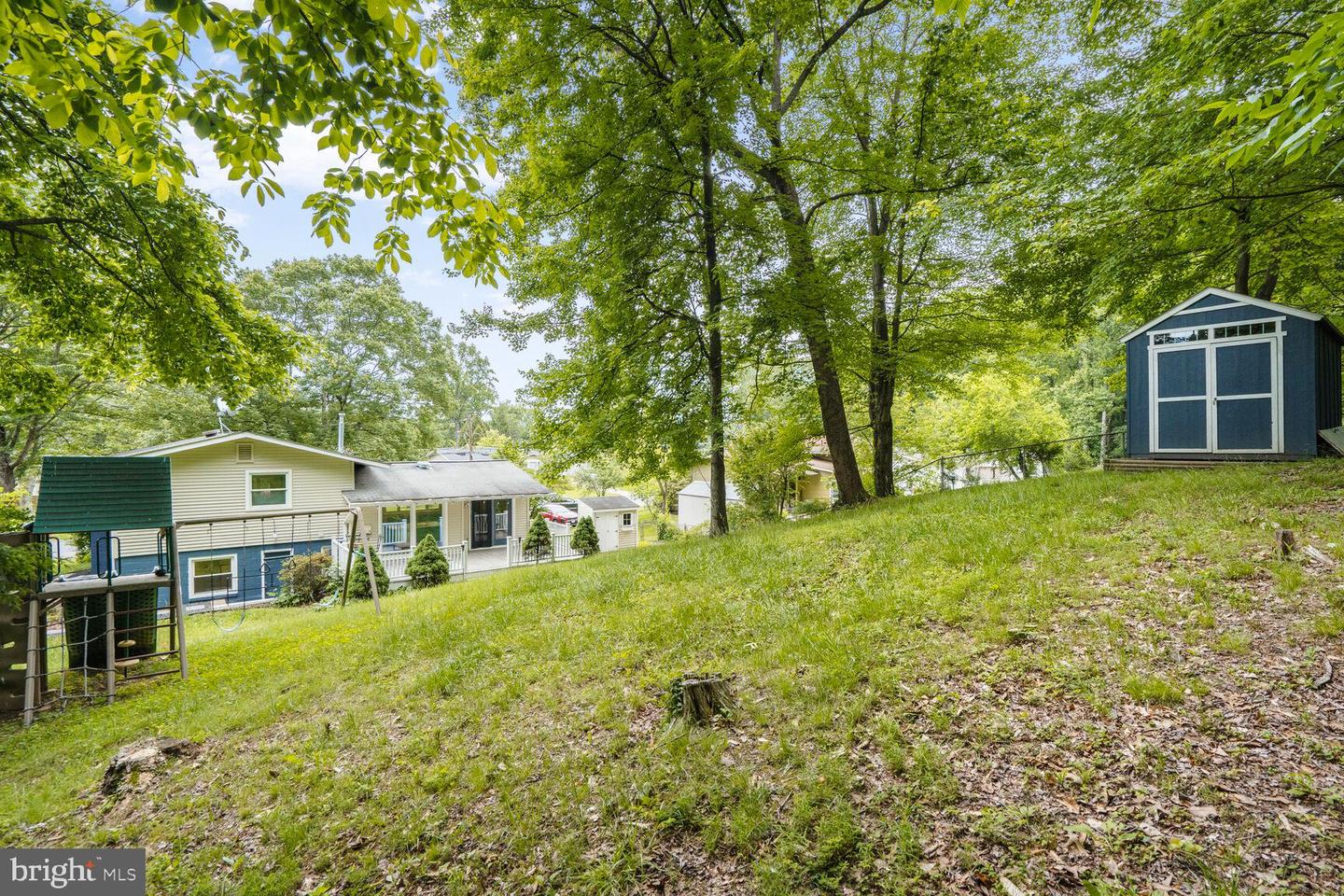 11106 BYRD DR, FAIRFAX, Virginia 22030, 4 Bedrooms Bedrooms, ,2 BathroomsBathrooms,Residential,For sale,11106 BYRD DR,VAFX2243436 MLS # VAFX2243436