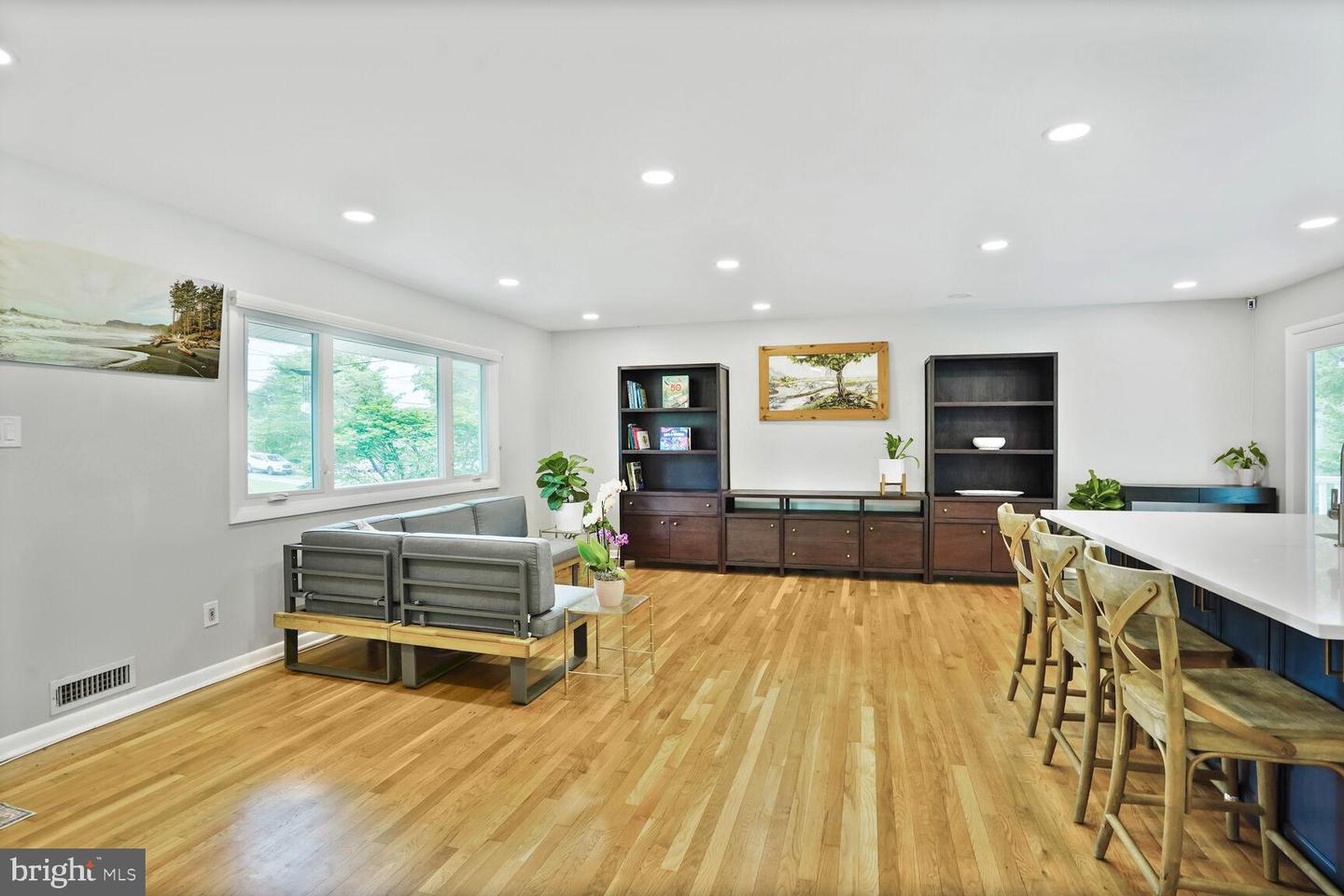 11106 BYRD DR, FAIRFAX, Virginia 22030, 4 Bedrooms Bedrooms, ,2 BathroomsBathrooms,Residential,For sale,11106 BYRD DR,VAFX2243436 MLS # VAFX2243436