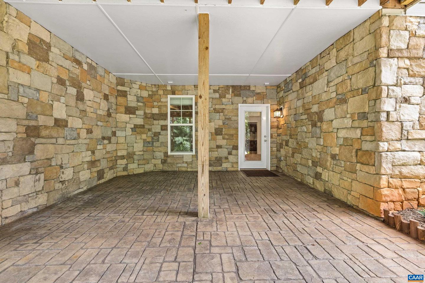 83 MOSSY CREEK CT, ZION CROSSROADS, Virginia 22942, 4 Bedrooms Bedrooms, ,3 BathroomsBathrooms,Residential,For sale,83 MOSSY CREEK CT,665020 MLS # 665020