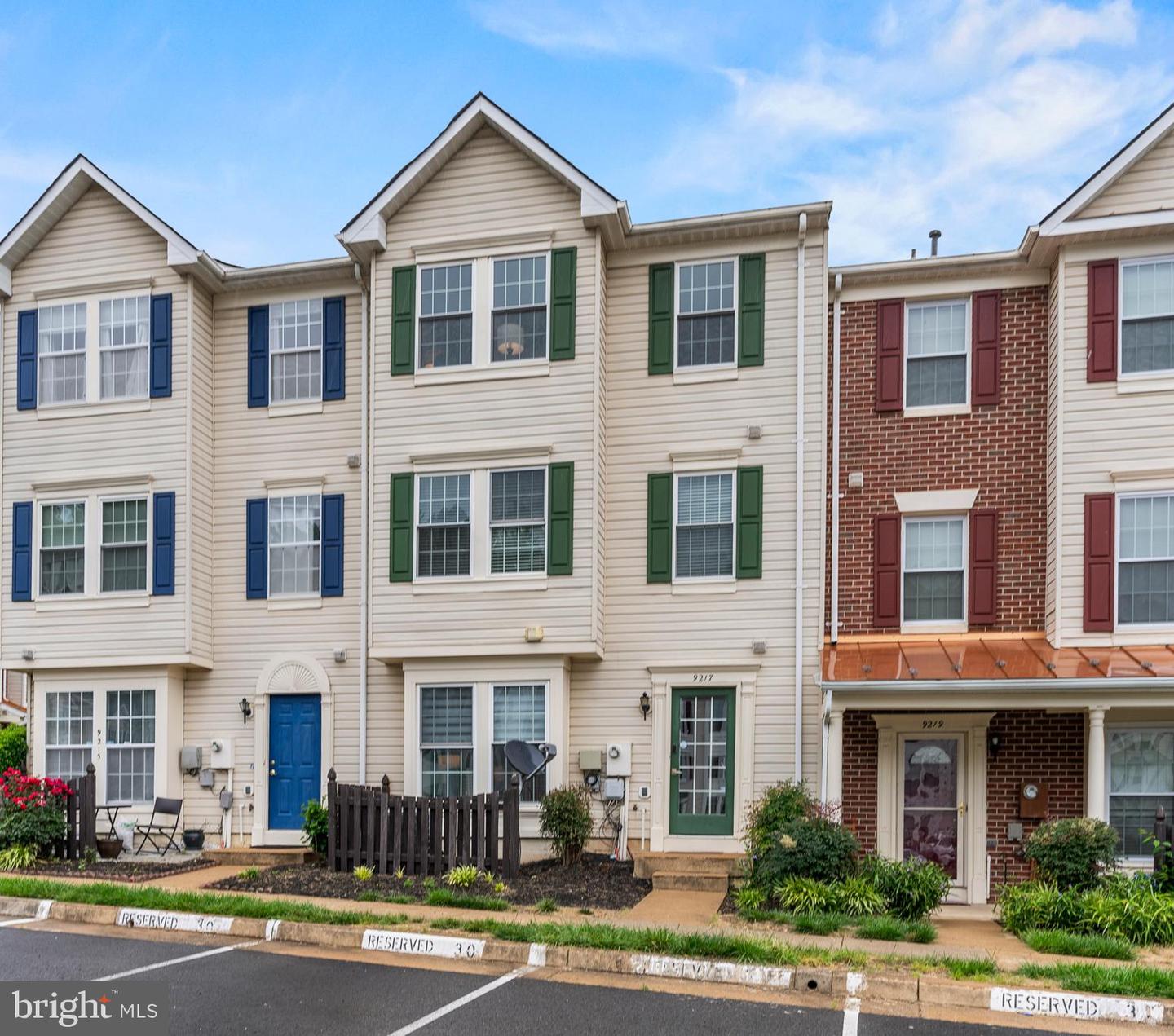 9217 CARDINAL FOREST LN #30, LORTON, Virginia 22079, 3 Bedrooms Bedrooms, ,2 BathroomsBathrooms,Residential,For sale,9217 CARDINAL FOREST LN #30,VAFX2243530 MLS # VAFX2243530