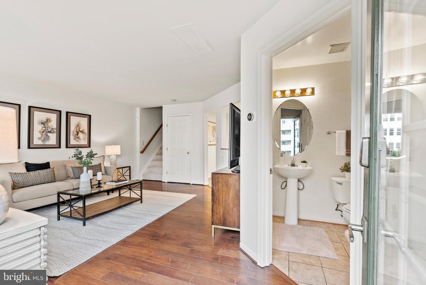 9217 CARDINAL FOREST LN #30, LORTON, Virginia 22079, 3 Bedrooms Bedrooms, ,2 BathroomsBathrooms,Residential,For sale,9217 CARDINAL FOREST LN #30,VAFX2243530 MLS # VAFX2243530