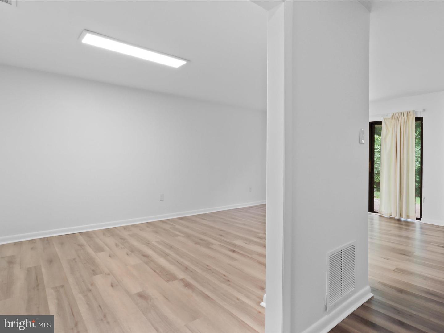 11627 NEWBRIDGE CT, RESTON, Virginia 20191, 3 Bedrooms Bedrooms, ,2 BathroomsBathrooms,Residential,For sale,11627 NEWBRIDGE CT,VAFX2243548 MLS # VAFX2243548