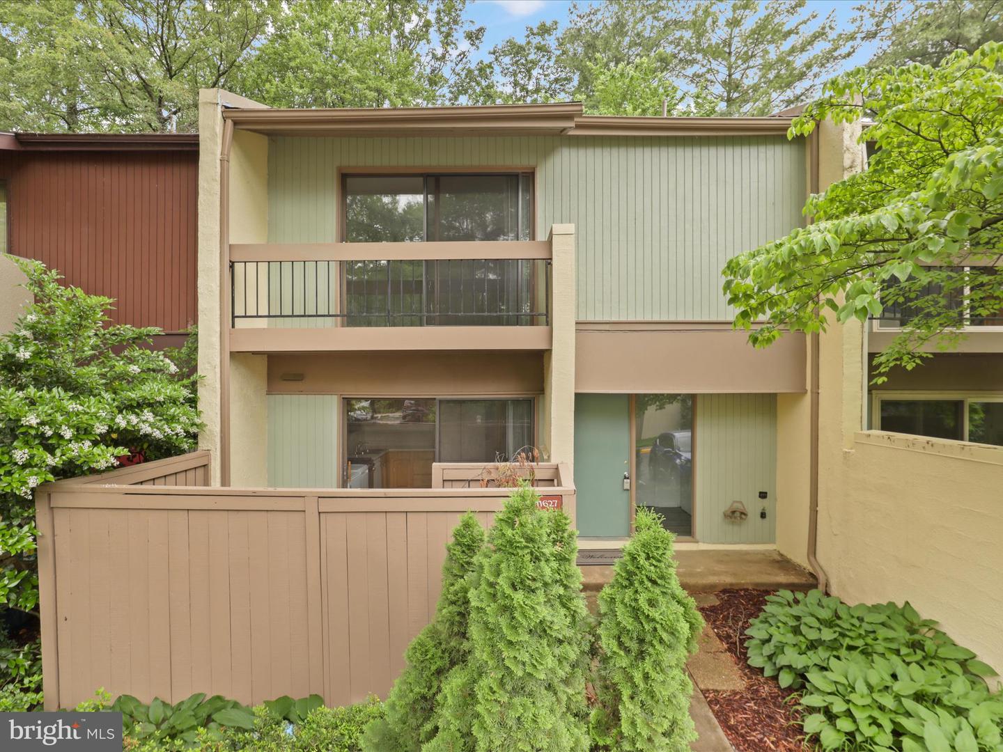 11627 NEWBRIDGE CT, RESTON, Virginia 20191, 3 Bedrooms Bedrooms, ,2 BathroomsBathrooms,Residential,For sale,11627 NEWBRIDGE CT,VAFX2243548 MLS # VAFX2243548