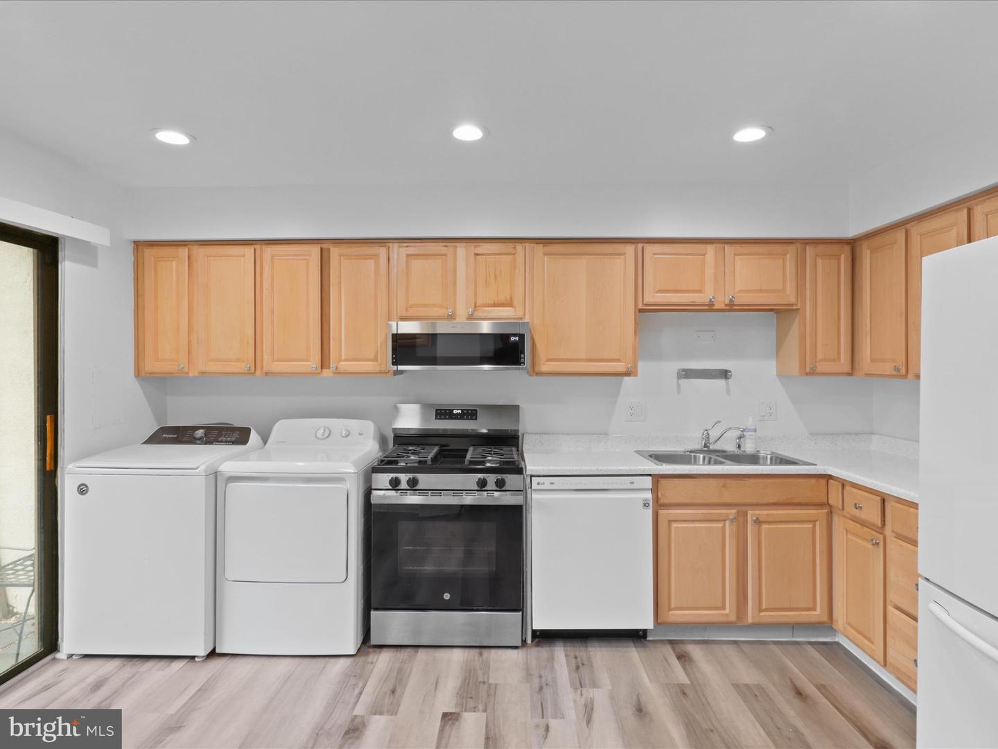 11627 NEWBRIDGE CT, RESTON, Virginia 20191, 3 Bedrooms Bedrooms, ,2 BathroomsBathrooms,Residential,For sale,11627 NEWBRIDGE CT,VAFX2243548 MLS # VAFX2243548