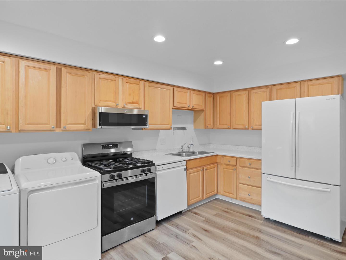 11627 NEWBRIDGE CT, RESTON, Virginia 20191, 3 Bedrooms Bedrooms, ,2 BathroomsBathrooms,Residential,For sale,11627 NEWBRIDGE CT,VAFX2243548 MLS # VAFX2243548