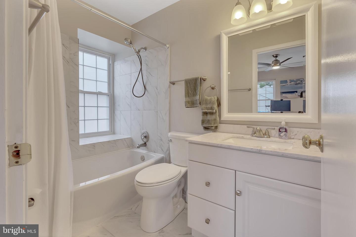 3331 LAKESIDE VIEW DR #6-8, FALLS CHURCH, Virginia 22041, 2 Bedrooms Bedrooms, ,2 BathroomsBathrooms,Residential,For sale,3331 LAKESIDE VIEW DR #6-8,VAFX2243494 MLS # VAFX2243494