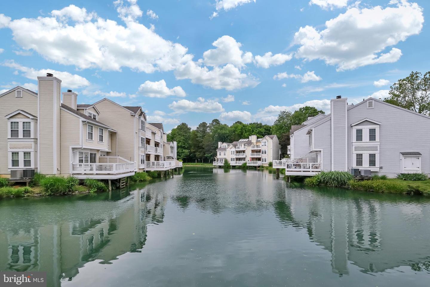 3331 LAKESIDE VIEW DR #6-8, FALLS CHURCH, Virginia 22041, 2 Bedrooms Bedrooms, ,2 BathroomsBathrooms,Residential,For sale,3331 LAKESIDE VIEW DR #6-8,VAFX2243494 MLS # VAFX2243494