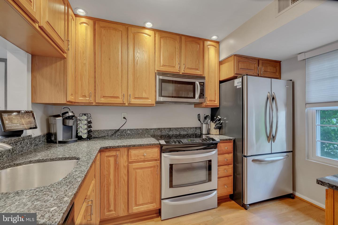 3331 LAKESIDE VIEW DR #6-8, FALLS CHURCH, Virginia 22041, 2 Bedrooms Bedrooms, ,2 BathroomsBathrooms,Residential,For sale,3331 LAKESIDE VIEW DR #6-8,VAFX2243494 MLS # VAFX2243494
