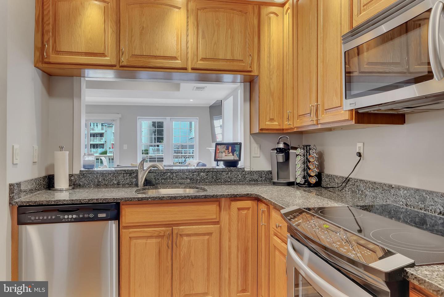 3331 LAKESIDE VIEW DR #6-8, FALLS CHURCH, Virginia 22041, 2 Bedrooms Bedrooms, ,2 BathroomsBathrooms,Residential,For sale,3331 LAKESIDE VIEW DR #6-8,VAFX2243494 MLS # VAFX2243494