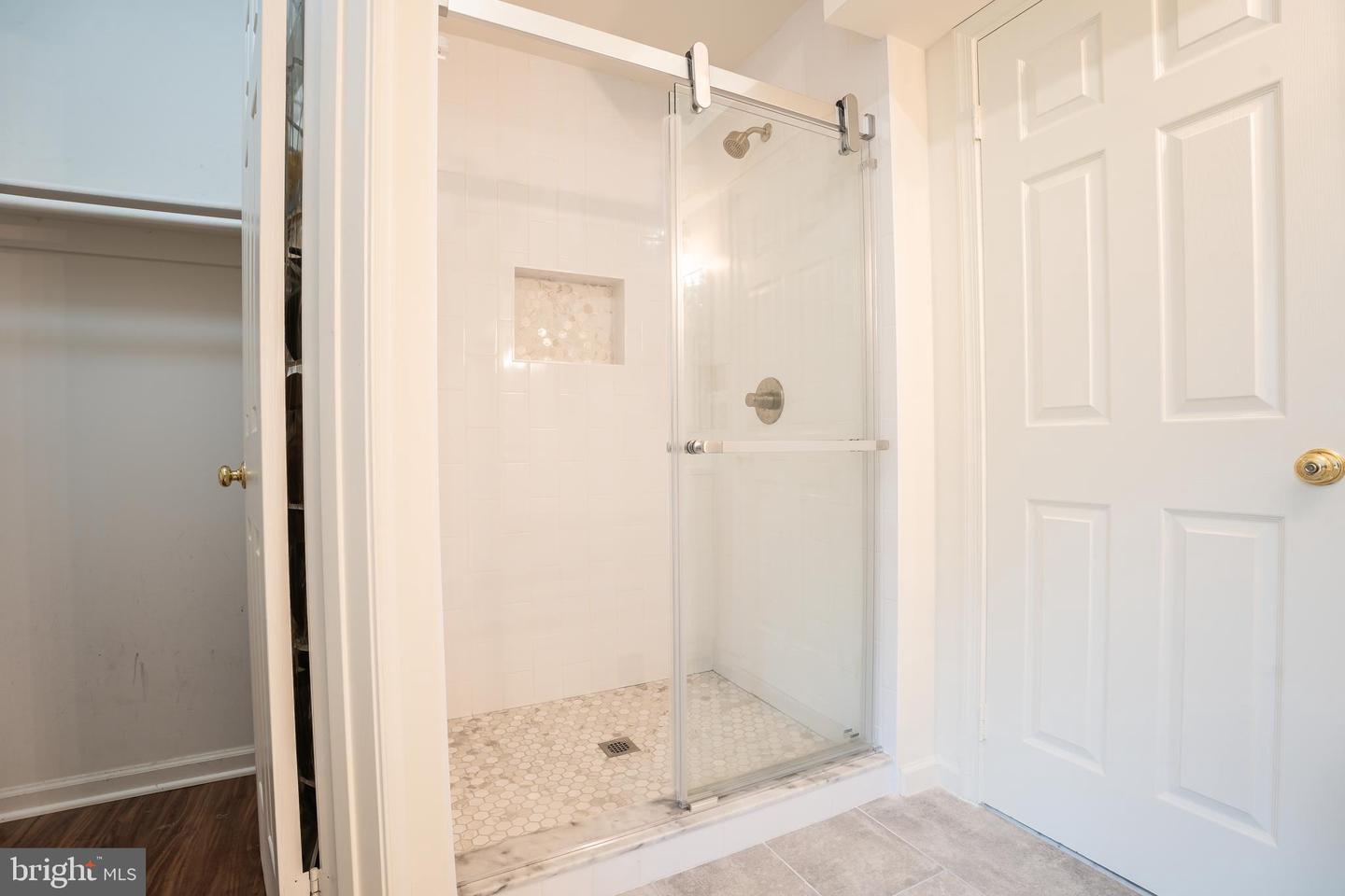 2922 MOTHER WELL CT, HERNDON, Virginia 20171, 4 Bedrooms Bedrooms, ,3 BathroomsBathrooms,Residential,For sale,2922 MOTHER WELL CT,VAFX2243536 MLS # VAFX2243536