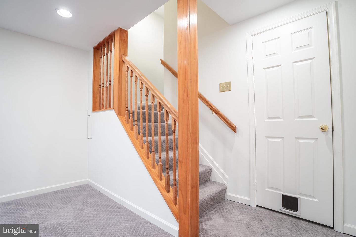2922 MOTHER WELL CT, HERNDON, Virginia 20171, 4 Bedrooms Bedrooms, ,3 BathroomsBathrooms,Residential,For sale,2922 MOTHER WELL CT,VAFX2243536 MLS # VAFX2243536