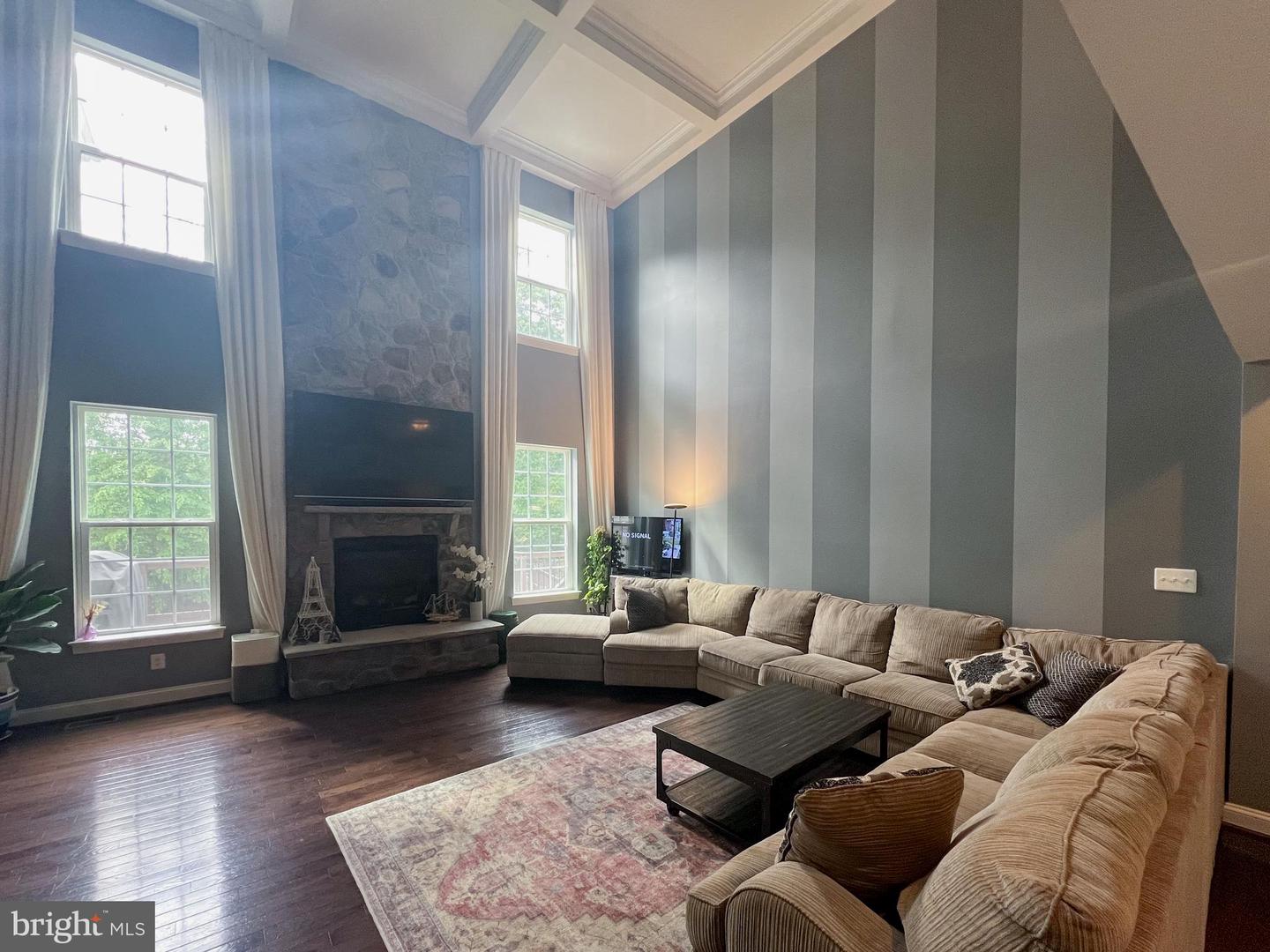 3348 SOARING CIR, WOODBRIDGE, Virginia 22193, 5 Bedrooms Bedrooms, ,4 BathroomsBathrooms,Residential,For sale,3348 SOARING CIR,VAPW2095666 MLS # VAPW2095666