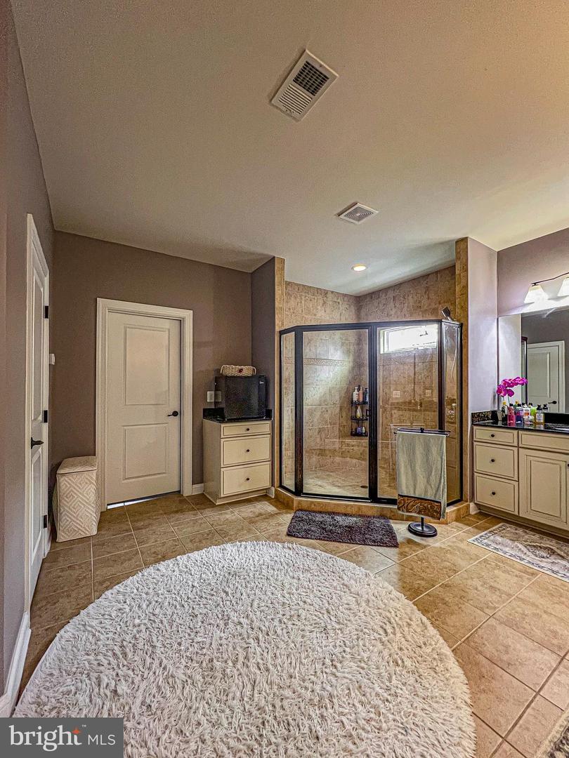 3348 SOARING CIR, WOODBRIDGE, Virginia 22193, 5 Bedrooms Bedrooms, ,4 BathroomsBathrooms,Residential,For sale,3348 SOARING CIR,VAPW2095666 MLS # VAPW2095666