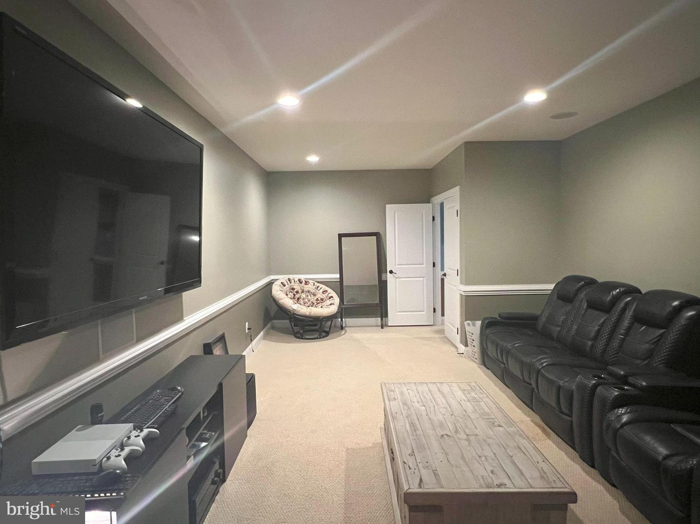3348 SOARING CIR, WOODBRIDGE, Virginia 22193, 5 Bedrooms Bedrooms, ,4 BathroomsBathrooms,Residential,For sale,3348 SOARING CIR,VAPW2095666 MLS # VAPW2095666