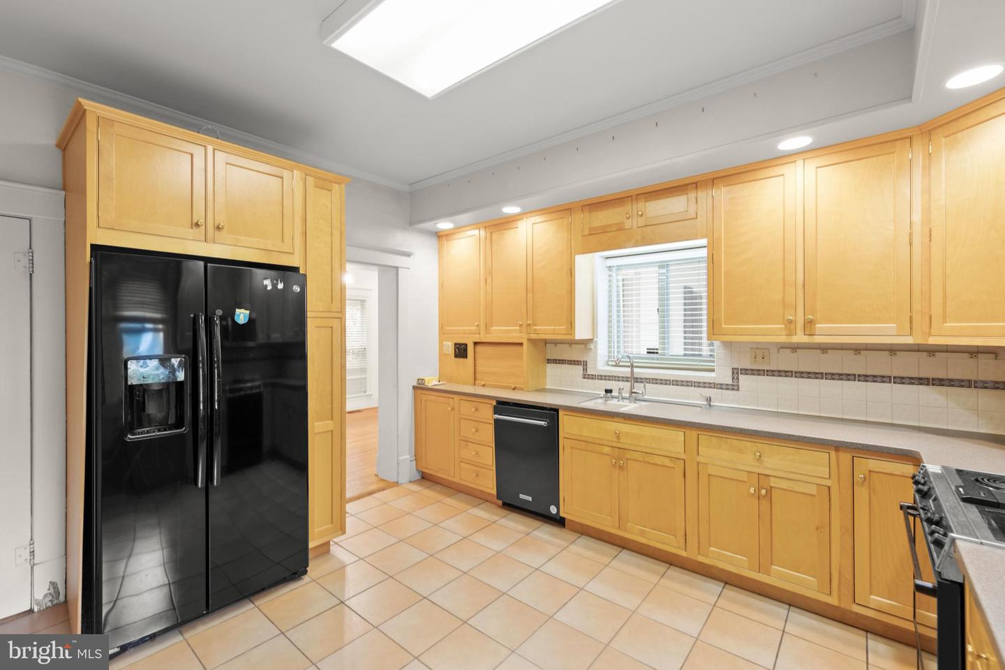 503 S WASHINGTON ST, WINCHESTER, Virginia 22601, 5 Bedrooms Bedrooms, ,4 BathroomsBathrooms,Residential,For sale,503 S WASHINGTON ST,VAWI2007840 MLS # VAWI2007840