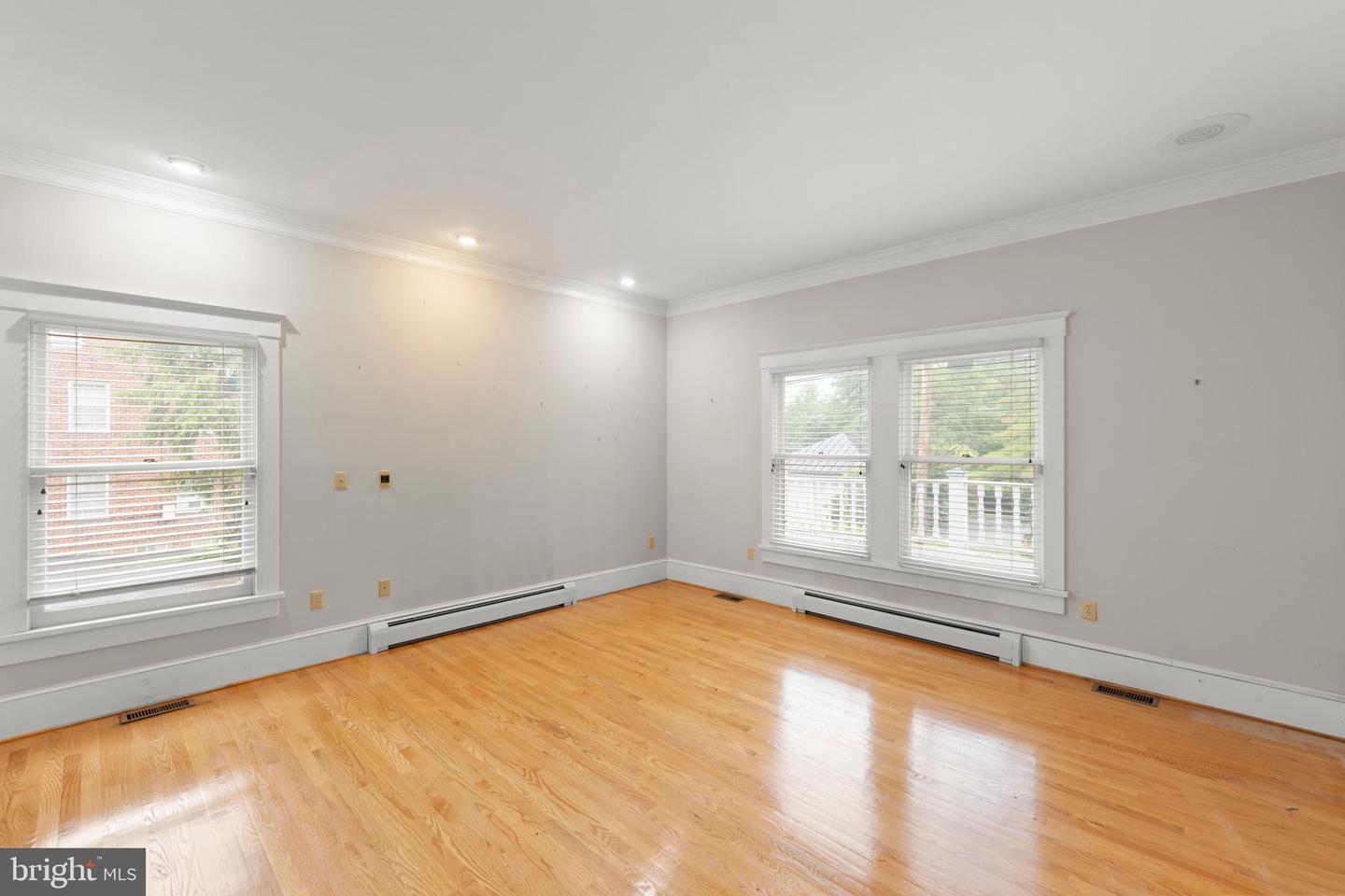 503 S WASHINGTON ST, WINCHESTER, Virginia 22601, 5 Bedrooms Bedrooms, ,4 BathroomsBathrooms,Residential,For sale,503 S WASHINGTON ST,VAWI2007840 MLS # VAWI2007840