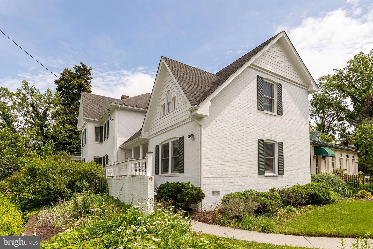 503 S WASHINGTON ST, WINCHESTER, Virginia 22601, 5 Bedrooms Bedrooms, ,4 BathroomsBathrooms,Residential,For sale,503 S WASHINGTON ST,VAWI2007840 MLS # VAWI2007840