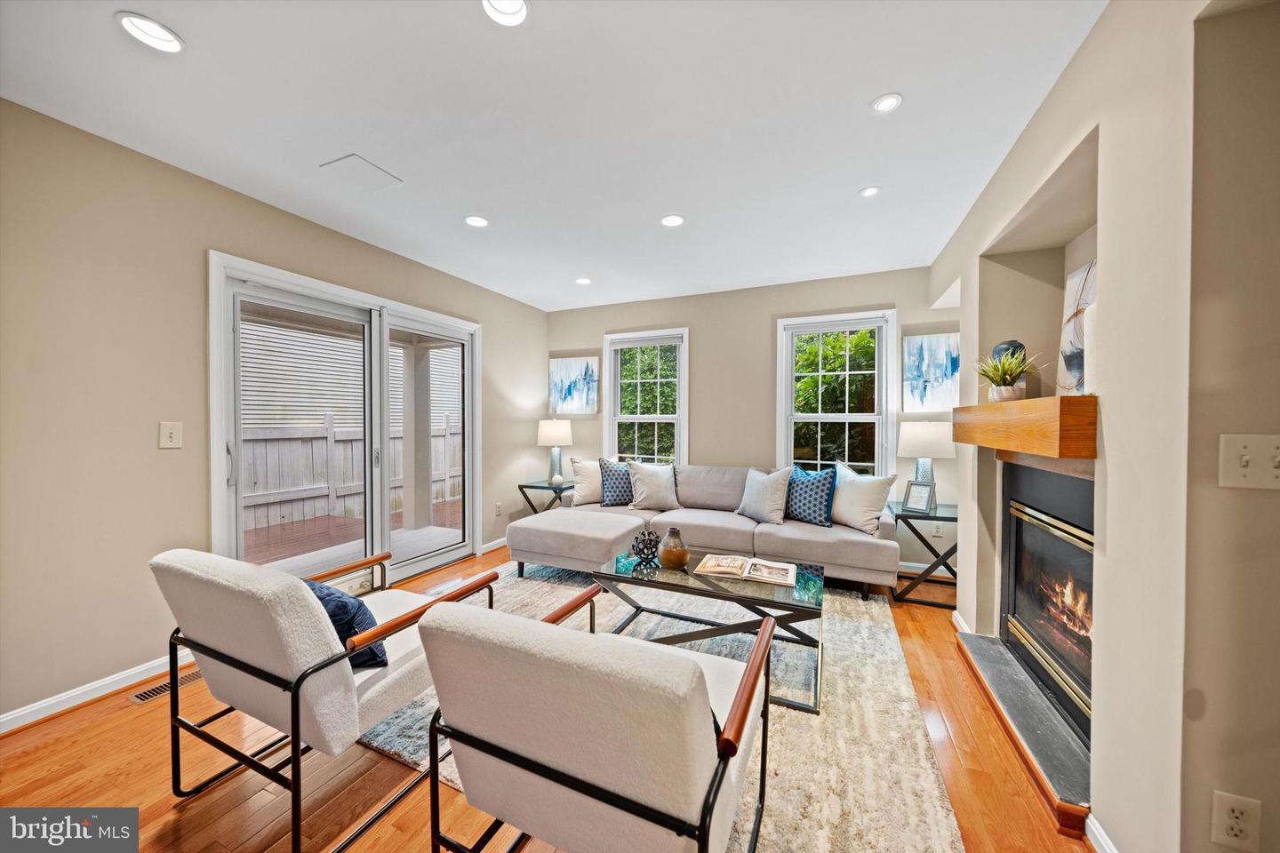 2300 YVONNES WAY, DUNN LORING, Virginia 22027, 4 Bedrooms Bedrooms, ,4 BathroomsBathrooms,Residential,For sale,2300 YVONNES WAY,VAFX2243606 MLS # VAFX2243606