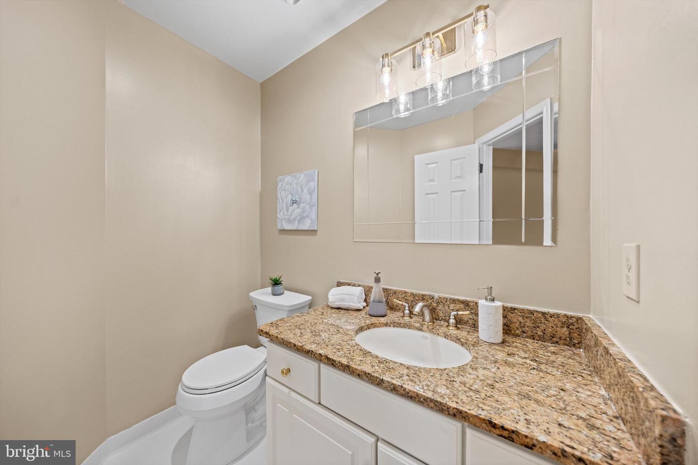 2300 YVONNES WAY, DUNN LORING, Virginia 22027, 4 Bedrooms Bedrooms, ,4 BathroomsBathrooms,Residential,For sale,2300 YVONNES WAY,VAFX2243606 MLS # VAFX2243606
