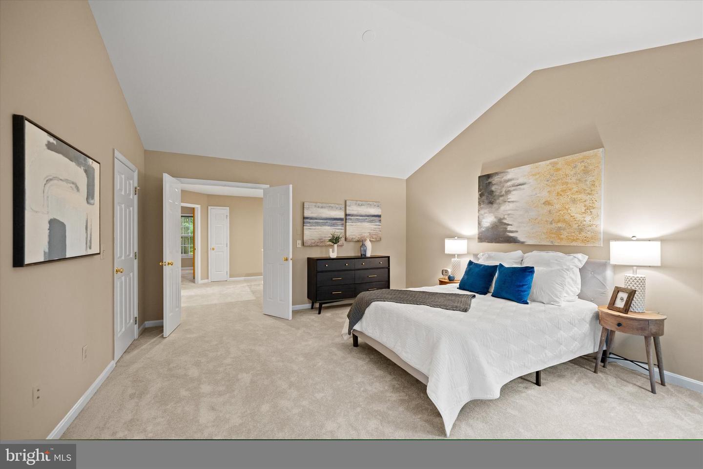 2300 YVONNES WAY, DUNN LORING, Virginia 22027, 4 Bedrooms Bedrooms, ,4 BathroomsBathrooms,Residential,For sale,2300 YVONNES WAY,VAFX2243606 MLS # VAFX2243606