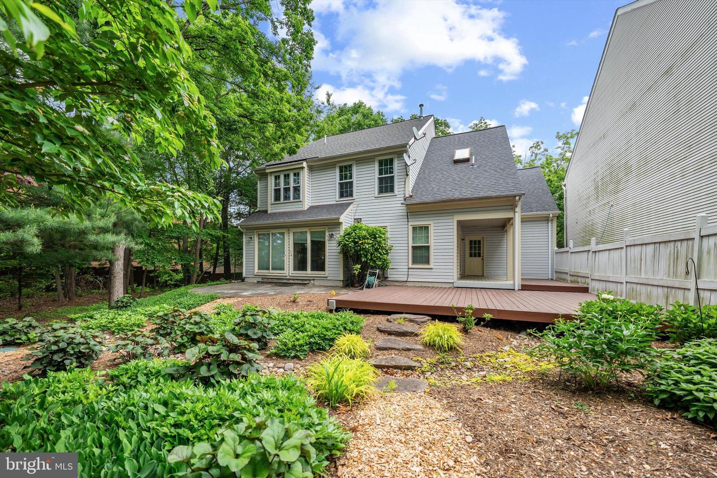2300 YVONNES WAY, DUNN LORING, Virginia 22027, 4 Bedrooms Bedrooms, ,4 BathroomsBathrooms,Residential,For sale,2300 YVONNES WAY,VAFX2243606 MLS # VAFX2243606