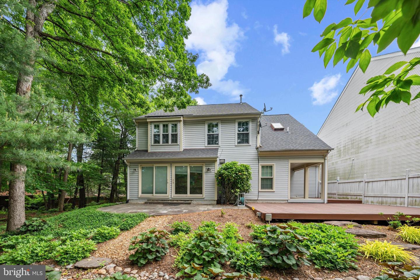 2300 YVONNES WAY, DUNN LORING, Virginia 22027, 4 Bedrooms Bedrooms, ,4 BathroomsBathrooms,Residential,For sale,2300 YVONNES WAY,VAFX2243606 MLS # VAFX2243606