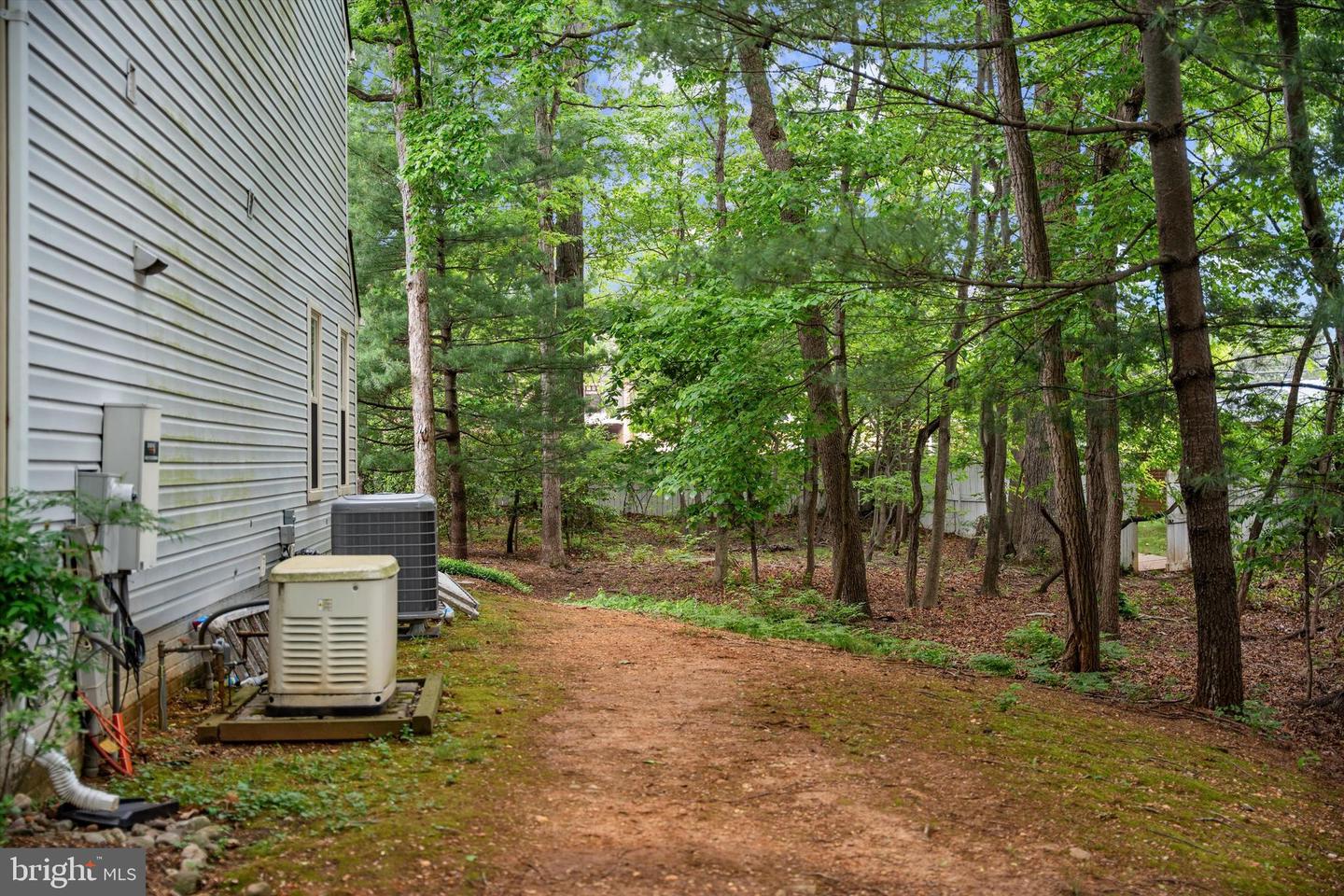 2300 YVONNES WAY, DUNN LORING, Virginia 22027, 4 Bedrooms Bedrooms, ,4 BathroomsBathrooms,Residential,For sale,2300 YVONNES WAY,VAFX2243606 MLS # VAFX2243606