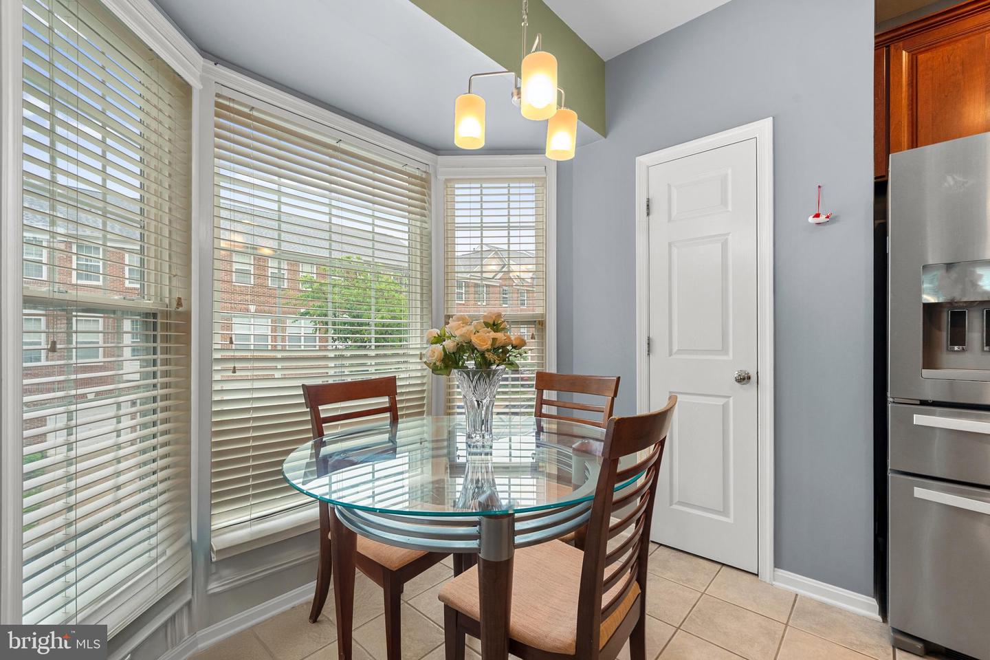 4000 TIMBER OAK TRL, FAIRFAX, Virginia 22033, 4 Bedrooms Bedrooms, ,3 BathroomsBathrooms,Residential,For sale,4000 TIMBER OAK TRL,VAFX2243640 MLS # VAFX2243640