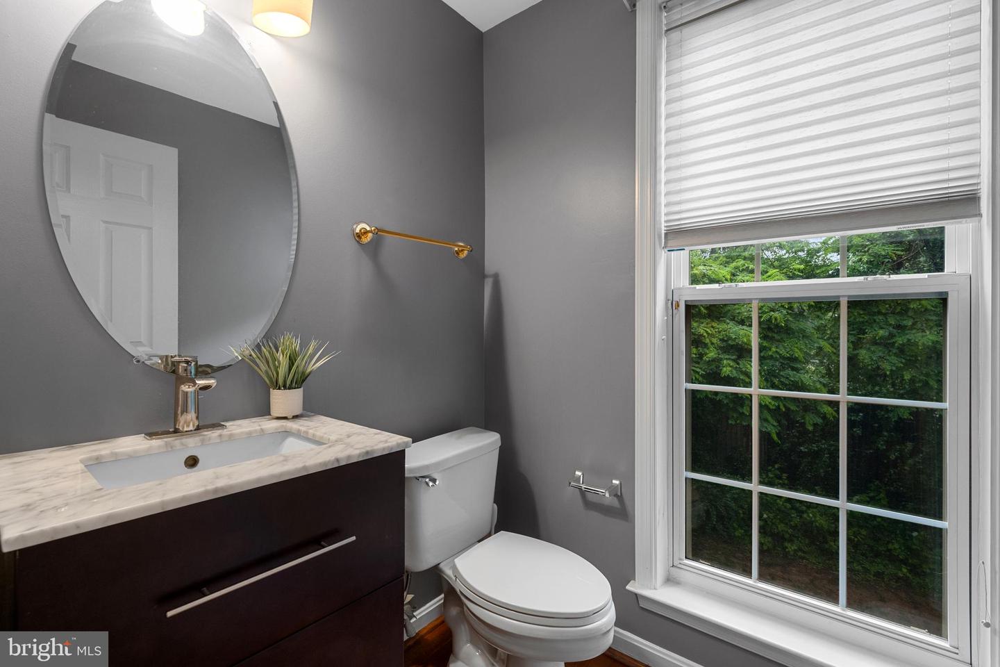 4000 TIMBER OAK TRL, FAIRFAX, Virginia 22033, 4 Bedrooms Bedrooms, ,3 BathroomsBathrooms,Residential,For sale,4000 TIMBER OAK TRL,VAFX2243640 MLS # VAFX2243640