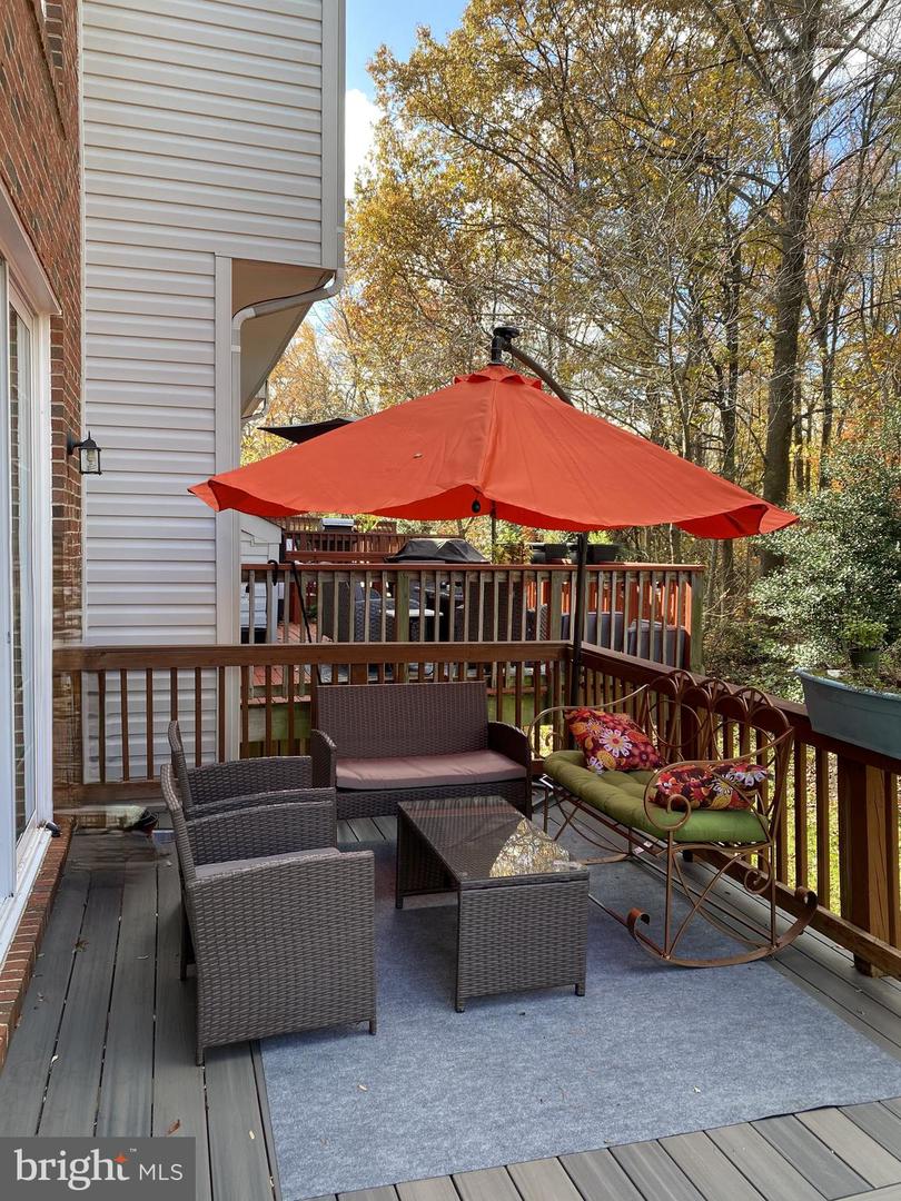 4000 TIMBER OAK TRL, FAIRFAX, Virginia 22033, 4 Bedrooms Bedrooms, ,3 BathroomsBathrooms,Residential,For sale,4000 TIMBER OAK TRL,VAFX2243640 MLS # VAFX2243640
