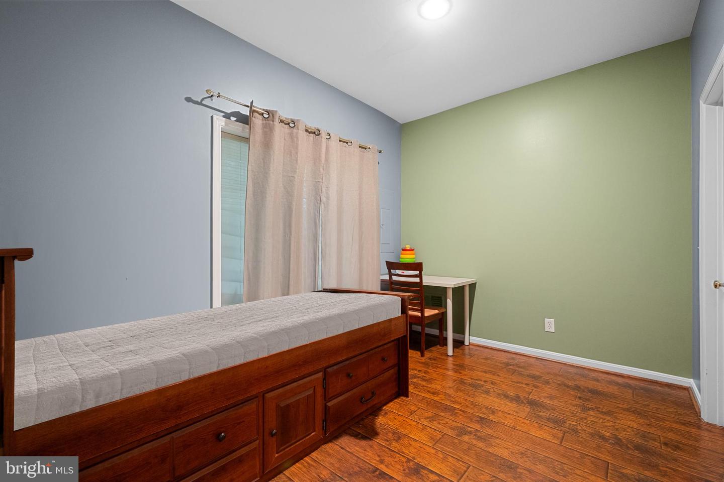 4000 TIMBER OAK TRL, FAIRFAX, Virginia 22033, 4 Bedrooms Bedrooms, ,3 BathroomsBathrooms,Residential,For sale,4000 TIMBER OAK TRL,VAFX2243640 MLS # VAFX2243640