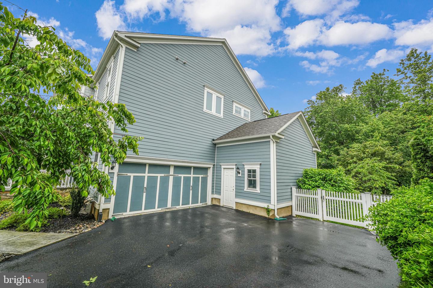 41151 WHITE CEDAR CT, ALDIE, Virginia 20105, 6 Bedrooms Bedrooms, ,5 BathroomsBathrooms,Residential,For sale,41151 WHITE CEDAR CT,VALO2098054 MLS # VALO2098054