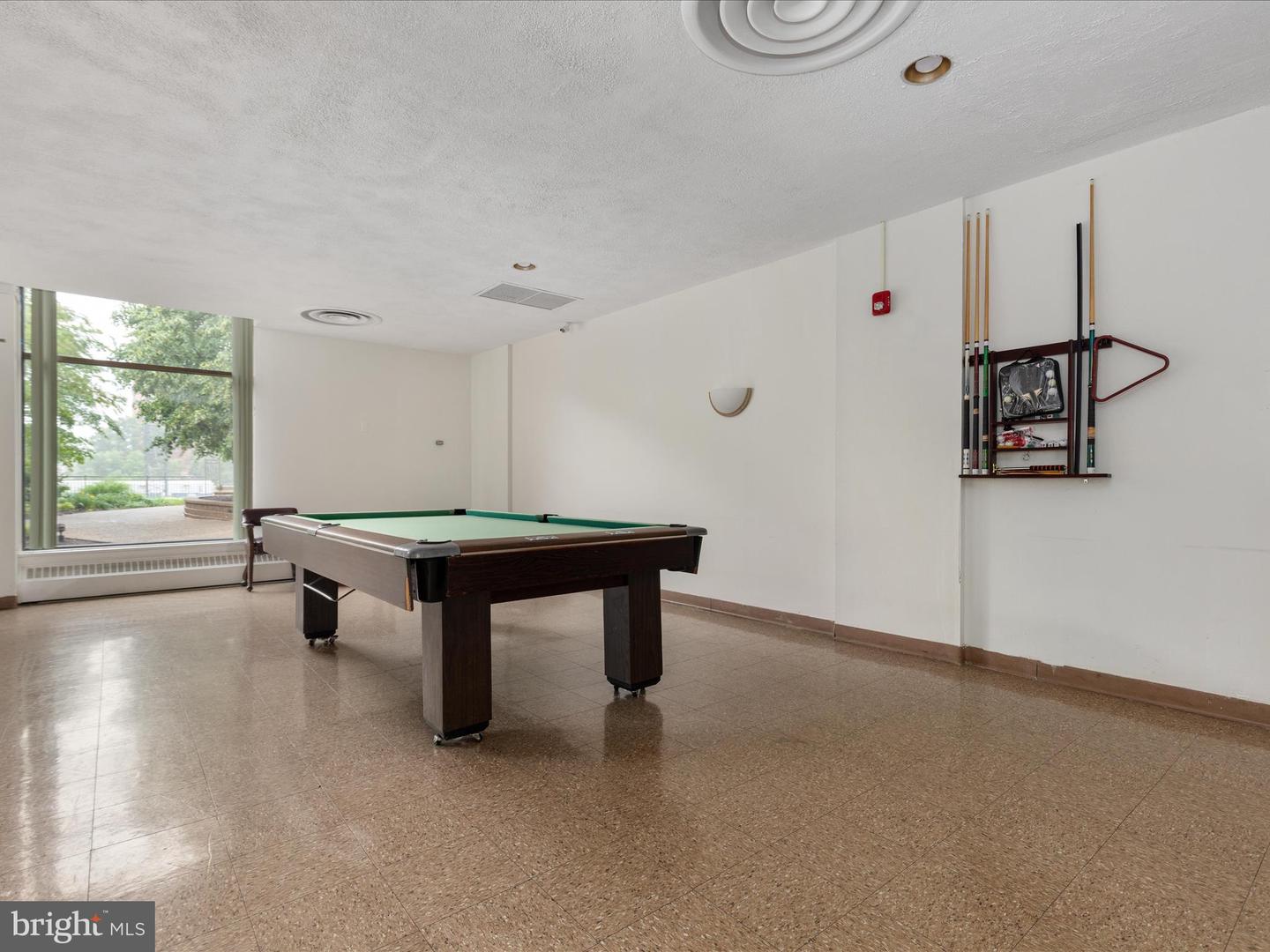 4141 N HENDERSON RD N #809, ARLINGTON, Virginia 22203, ,1 BathroomBathrooms,Residential,For sale,4141 N HENDERSON RD N #809,VAAR2058304 MLS # VAAR2058304