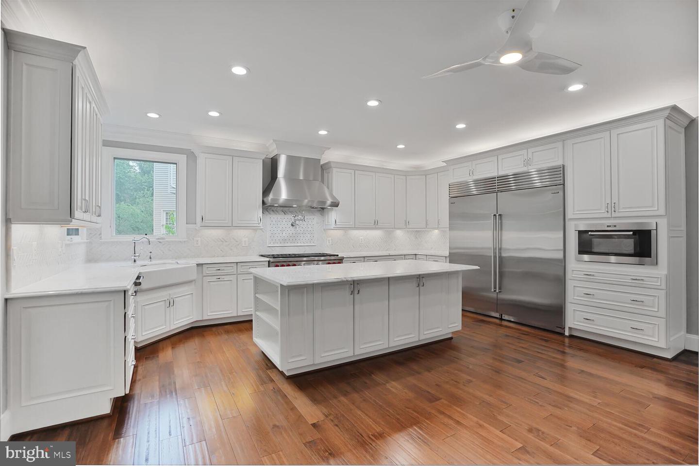 13013 DUNHILL DR, FAIRFAX, Virginia 22030, 5 Bedrooms Bedrooms, ,4 BathroomsBathrooms,Residential,For sale,13013 DUNHILL DR,VAFX2243650 MLS # VAFX2243650