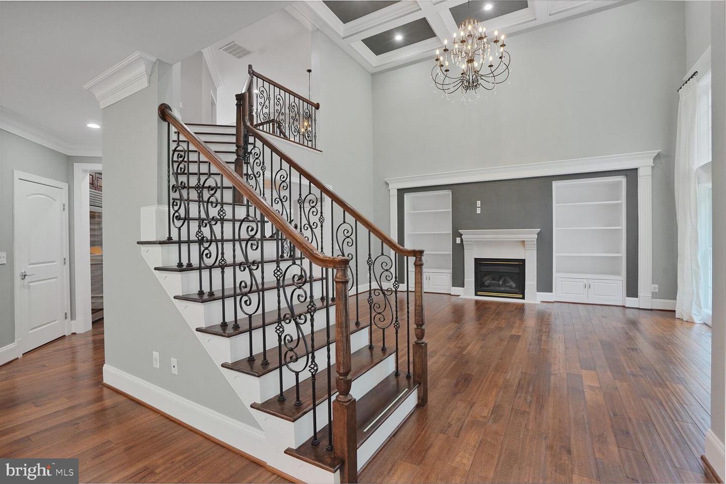 13013 DUNHILL DR, FAIRFAX, Virginia 22030, 5 Bedrooms Bedrooms, ,4 BathroomsBathrooms,Residential,For sale,13013 DUNHILL DR,VAFX2243650 MLS # VAFX2243650