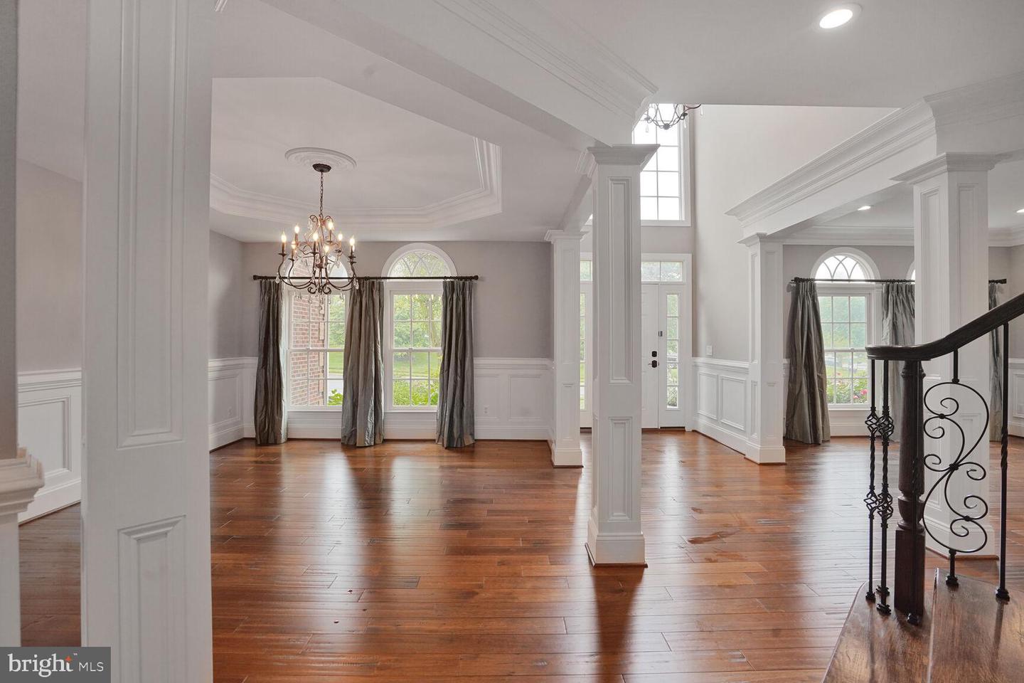 13013 DUNHILL DR, FAIRFAX, Virginia 22030, 5 Bedrooms Bedrooms, ,4 BathroomsBathrooms,Residential,For sale,13013 DUNHILL DR,VAFX2243650 MLS # VAFX2243650