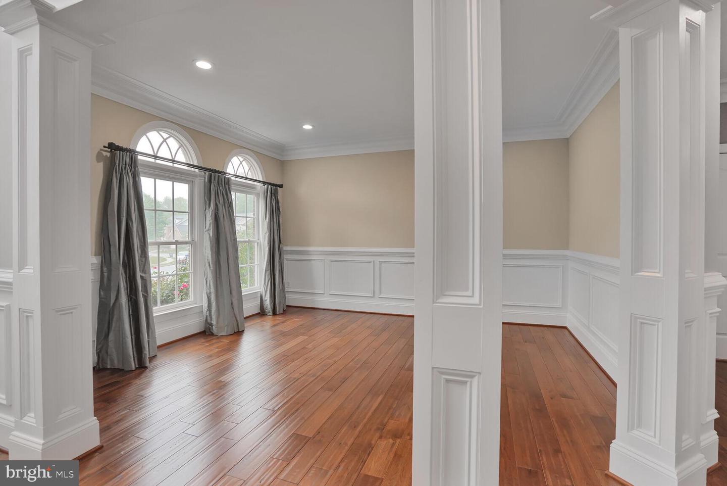 13013 DUNHILL DR, FAIRFAX, Virginia 22030, 5 Bedrooms Bedrooms, ,4 BathroomsBathrooms,Residential,For sale,13013 DUNHILL DR,VAFX2243650 MLS # VAFX2243650