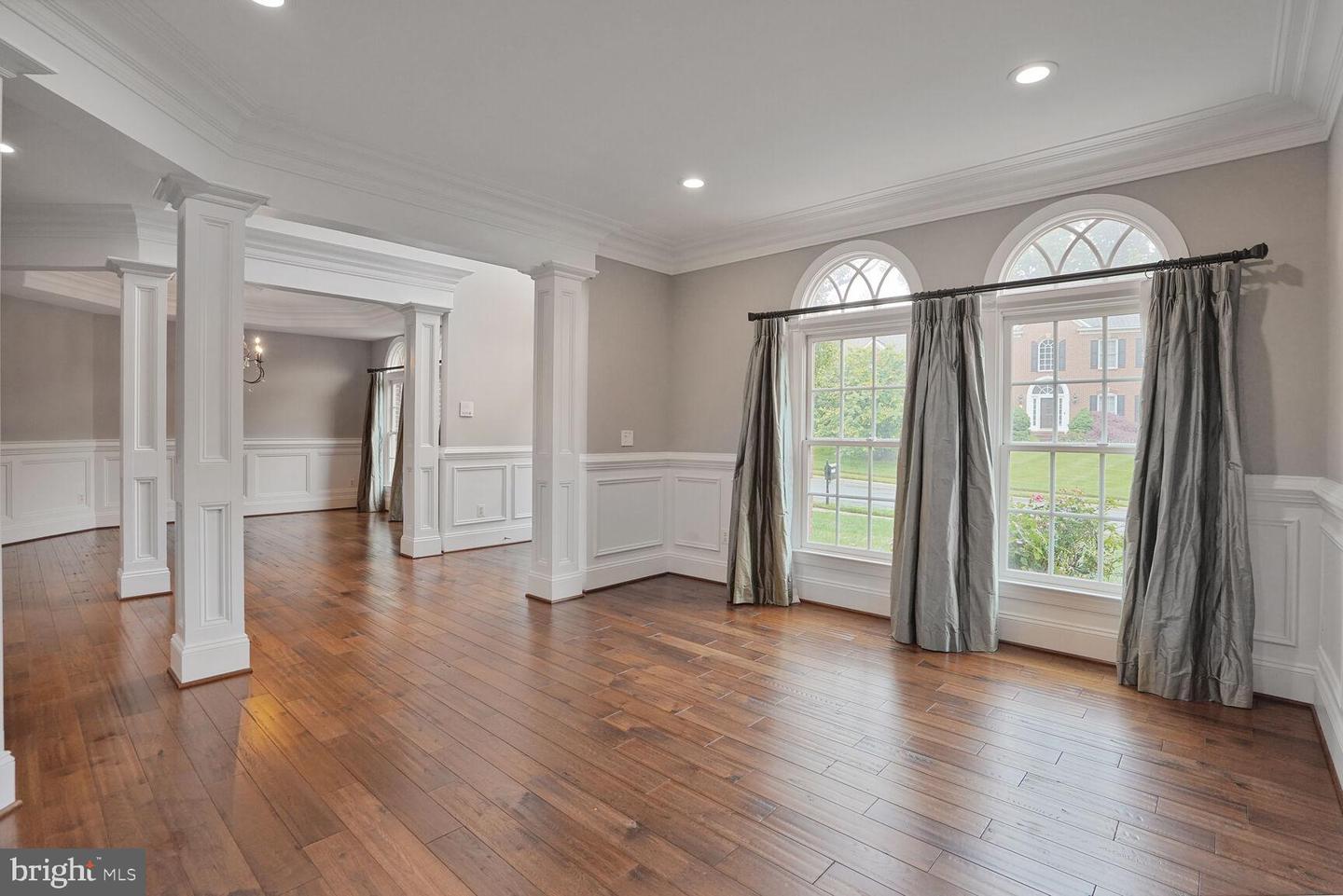 13013 DUNHILL DR, FAIRFAX, Virginia 22030, 5 Bedrooms Bedrooms, ,4 BathroomsBathrooms,Residential,For sale,13013 DUNHILL DR,VAFX2243650 MLS # VAFX2243650