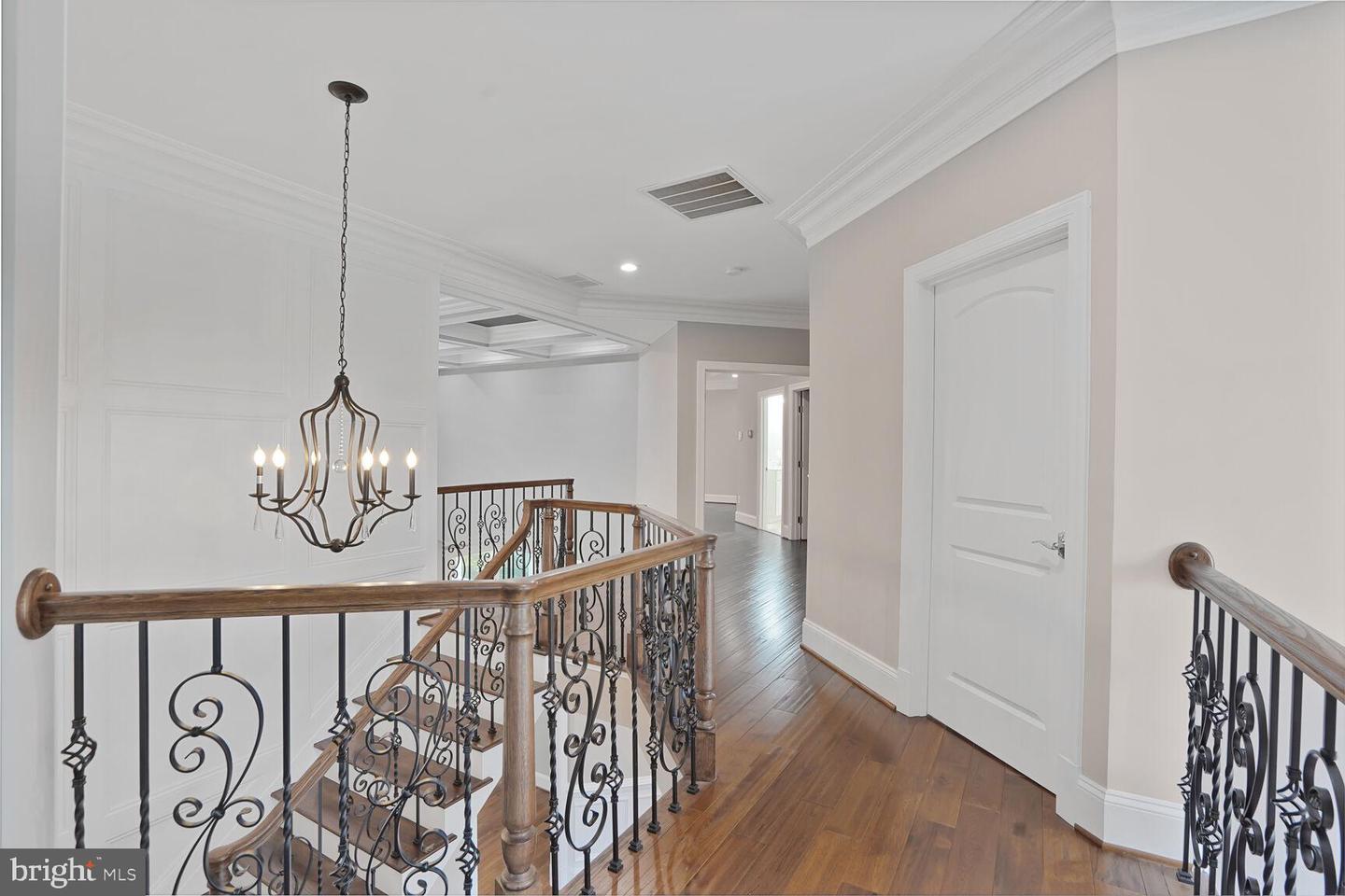 13013 DUNHILL DR, FAIRFAX, Virginia 22030, 5 Bedrooms Bedrooms, ,4 BathroomsBathrooms,Residential,For sale,13013 DUNHILL DR,VAFX2243650 MLS # VAFX2243650