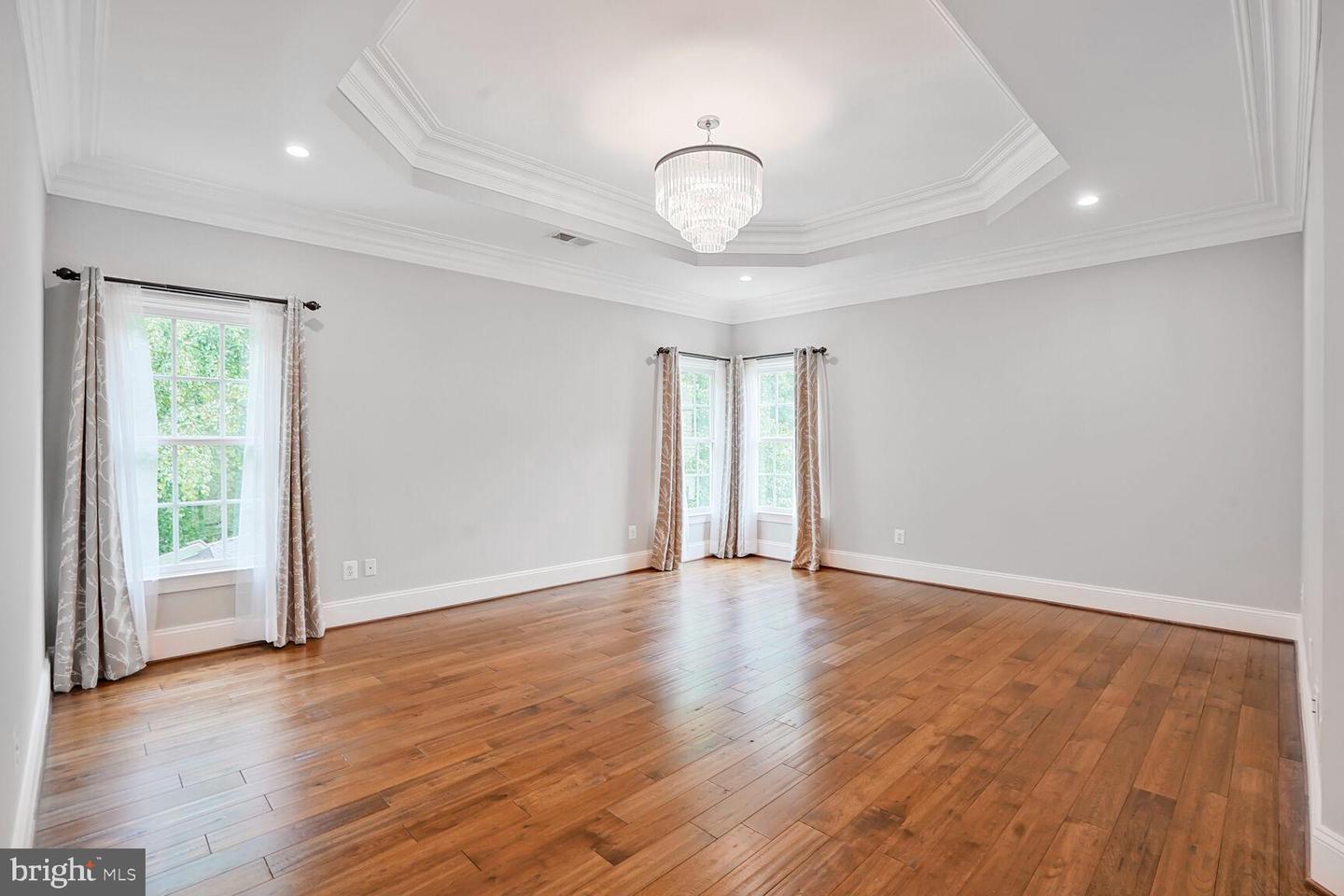 13013 DUNHILL DR, FAIRFAX, Virginia 22030, 5 Bedrooms Bedrooms, ,4 BathroomsBathrooms,Residential,For sale,13013 DUNHILL DR,VAFX2243650 MLS # VAFX2243650