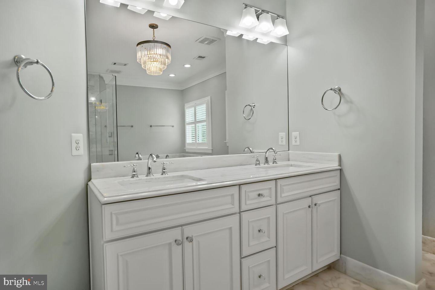 13013 DUNHILL DR, FAIRFAX, Virginia 22030, 5 Bedrooms Bedrooms, ,4 BathroomsBathrooms,Residential,For sale,13013 DUNHILL DR,VAFX2243650 MLS # VAFX2243650