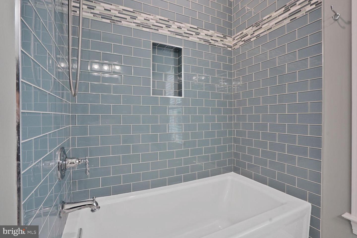 13013 DUNHILL DR, FAIRFAX, Virginia 22030, 5 Bedrooms Bedrooms, ,4 BathroomsBathrooms,Residential,For sale,13013 DUNHILL DR,VAFX2243650 MLS # VAFX2243650
