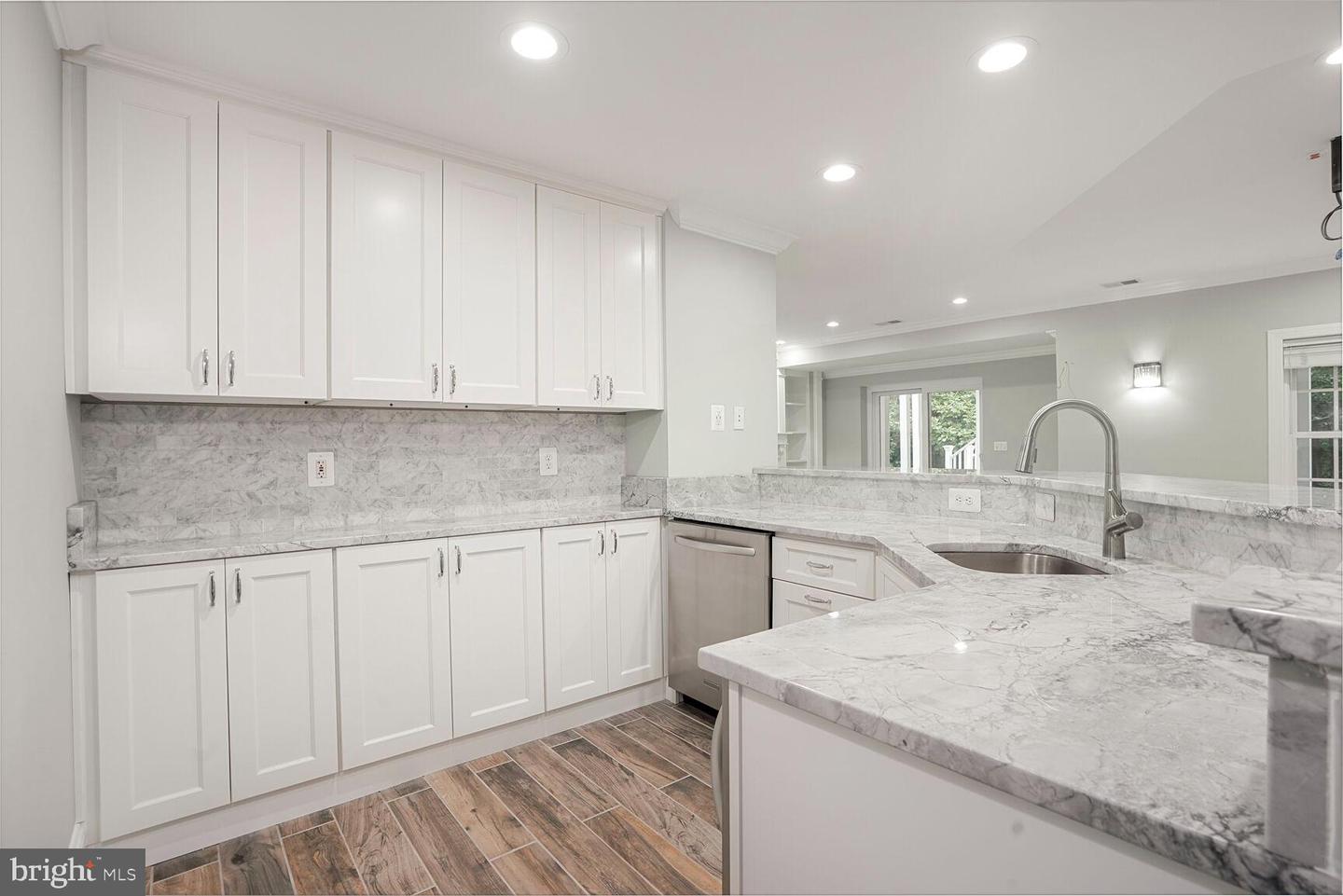 13013 DUNHILL DR, FAIRFAX, Virginia 22030, 5 Bedrooms Bedrooms, ,4 BathroomsBathrooms,Residential,For sale,13013 DUNHILL DR,VAFX2243650 MLS # VAFX2243650